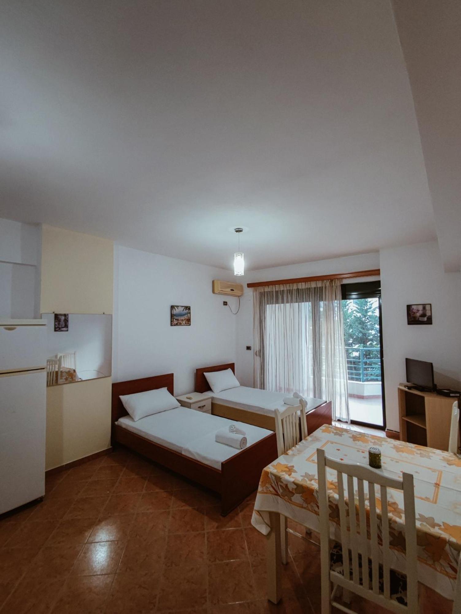 El Rio Apartments ساراندا الغرفة الصورة