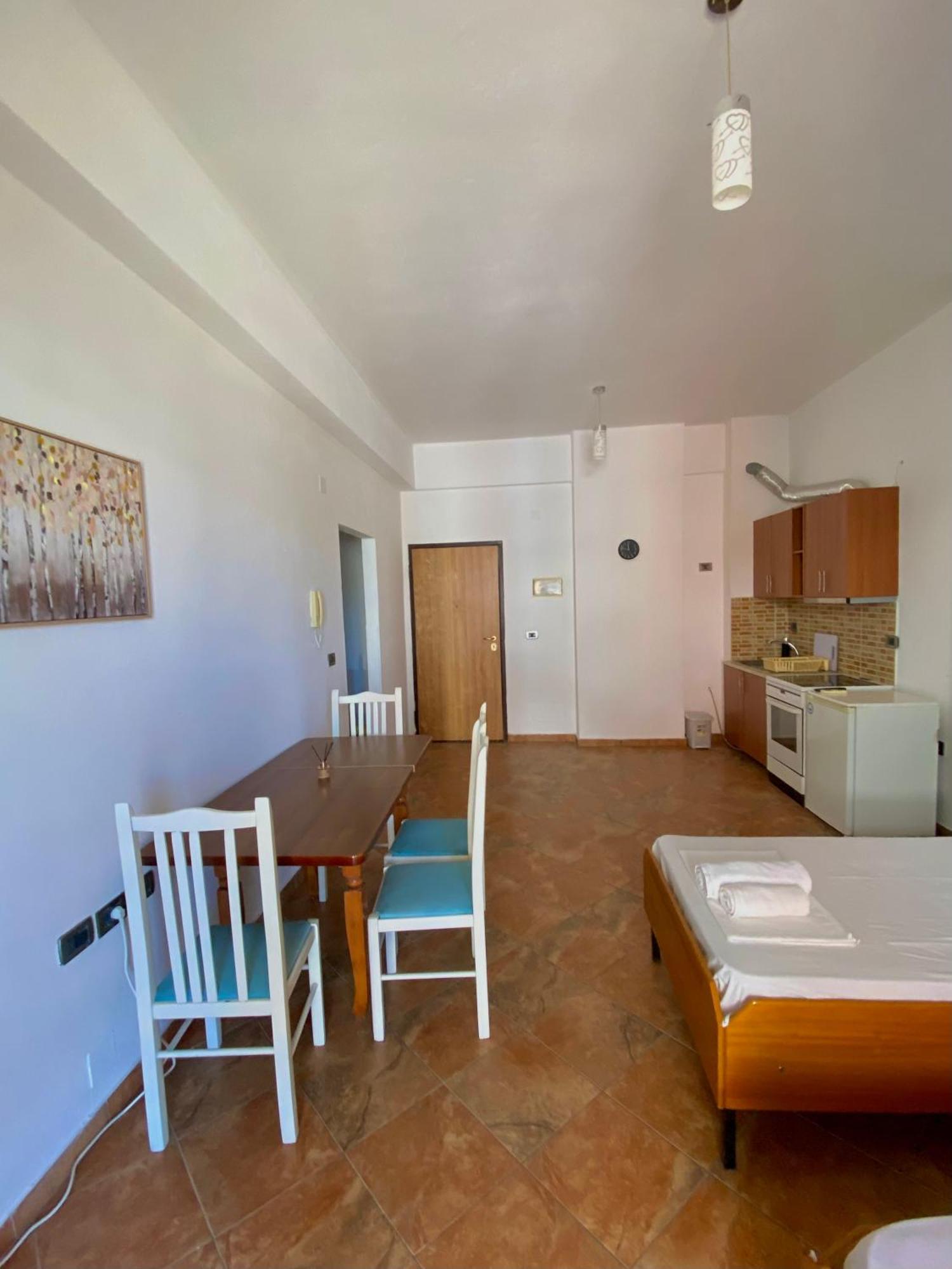 El Rio Apartments ساراندا المظهر الخارجي الصورة
